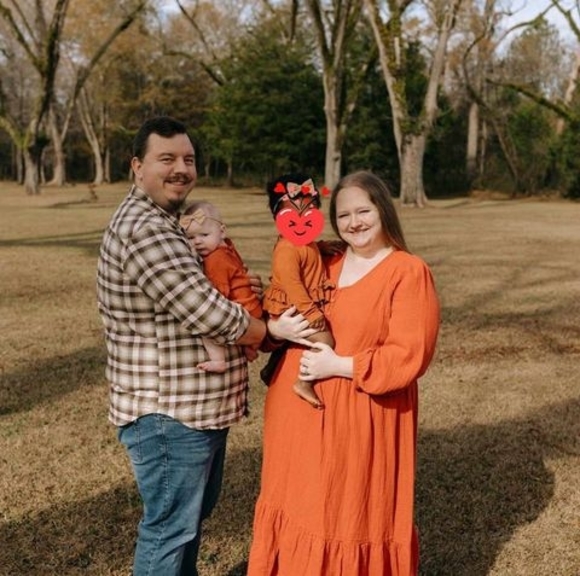 Meet your Posher, Hunter - Picture 1 of 1